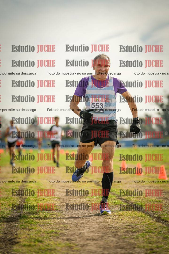 Fotos de la llegada del cross de 1500 m