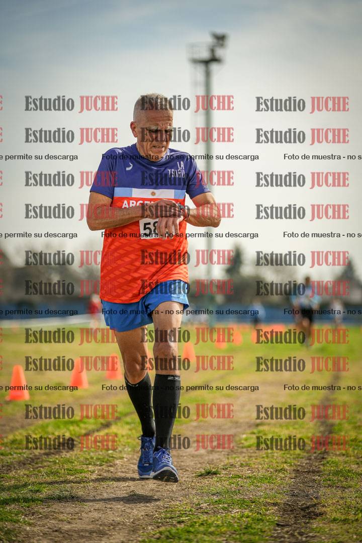 Fotos de la llegada del cross de 1500 m
