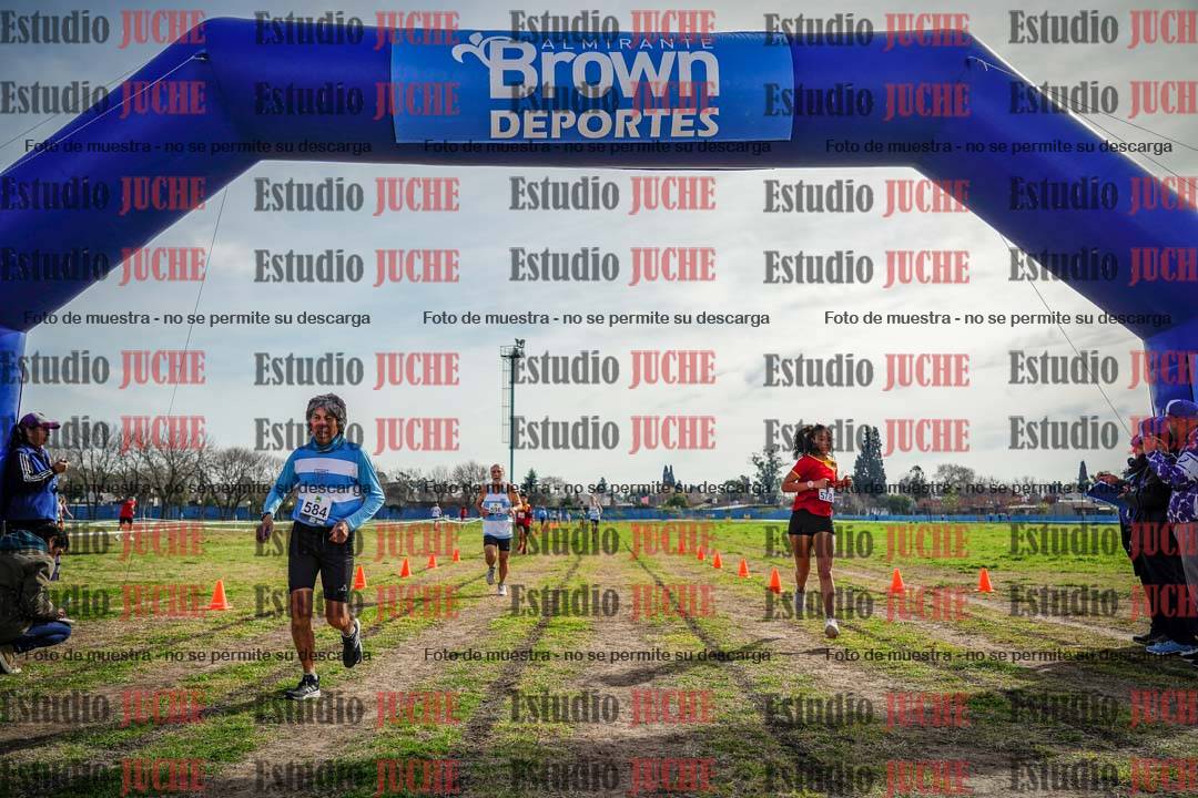 Fotos de la llegada del cross de 1500 m