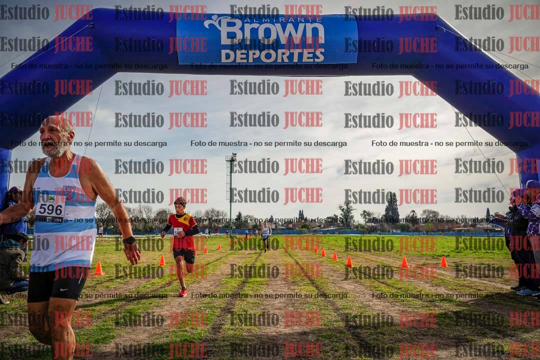 Fotos de la llegada del cross de 1500 m