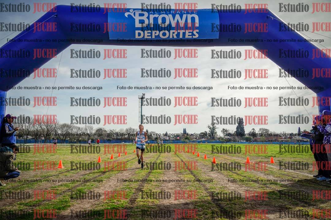 Fotos de la llegada del cross de 1500 m
