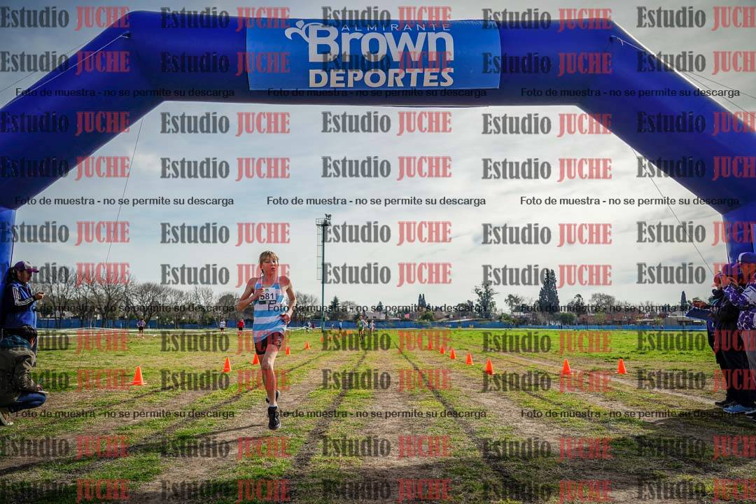 Fotos de la llegada del cross de 1500 m