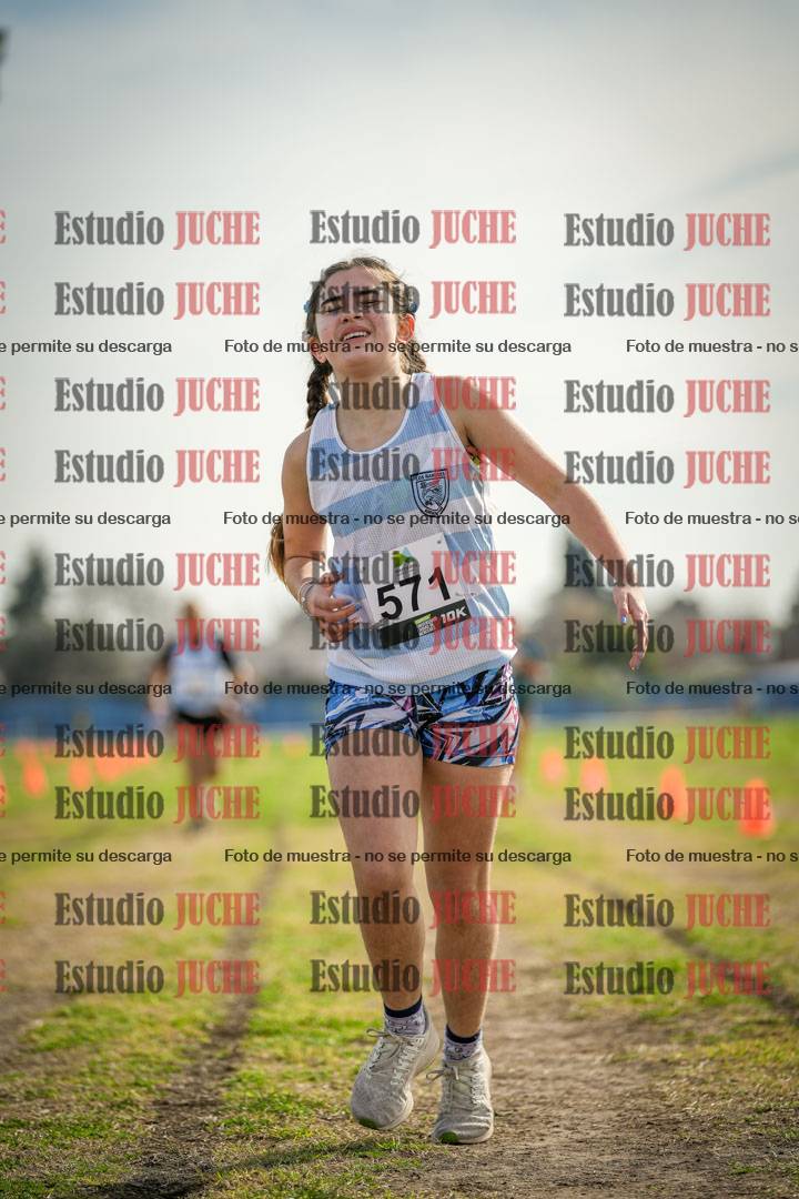 Fotos de la llegada del cross de 1500 m
