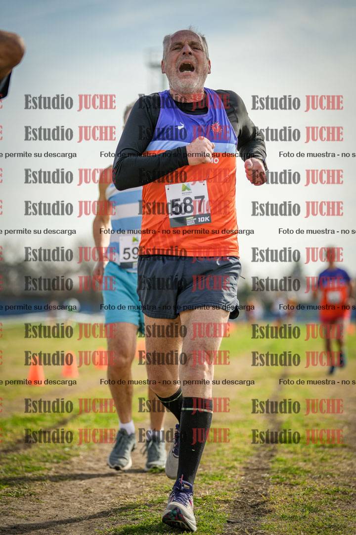 Fotos de la llegada del cross de 1500 m