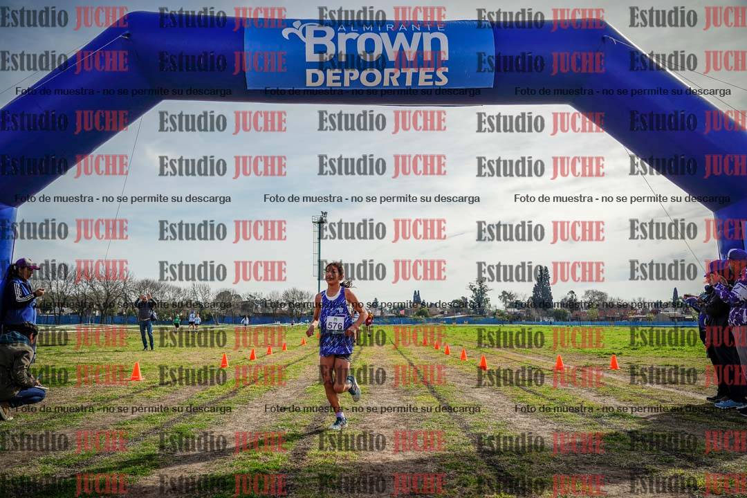 Fotos de la llegada del cross de 1500 m