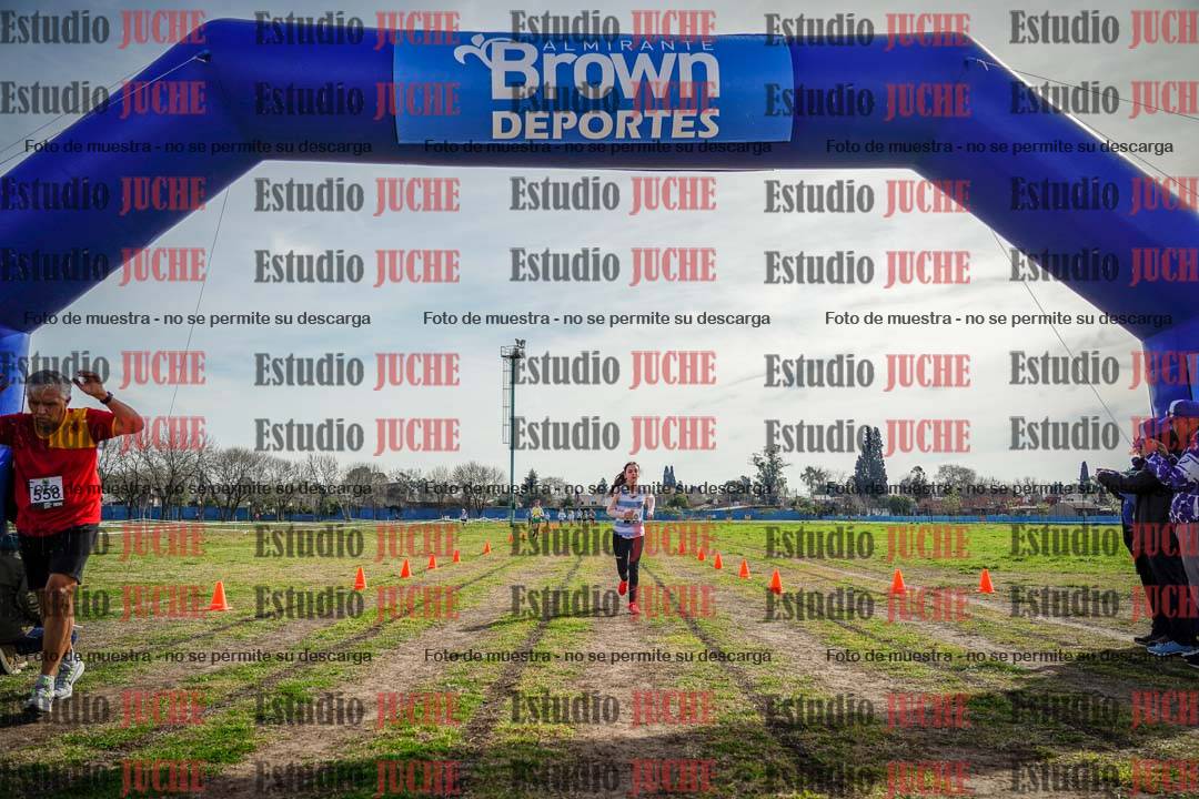 Fotos de la llegada del cross de 1500 m