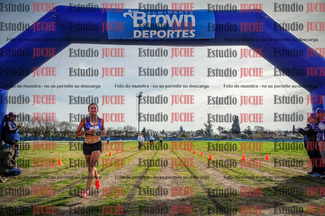 Fotos de la llegada del cross de 1500 m