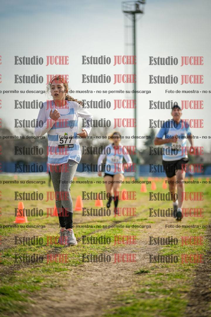 Fotos de la llegada del cross de 1500 m