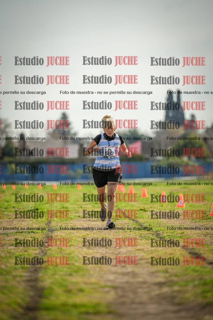 Fotos de la llegada del cross de 1500 m