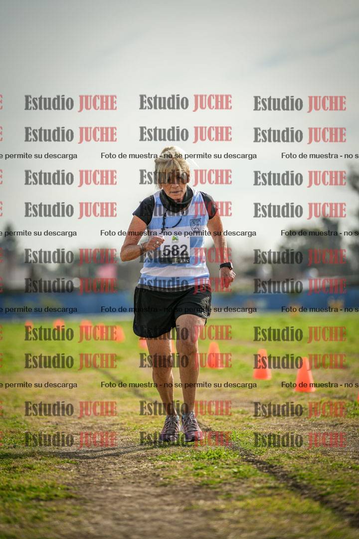 Fotos de la llegada del cross de 1500 m