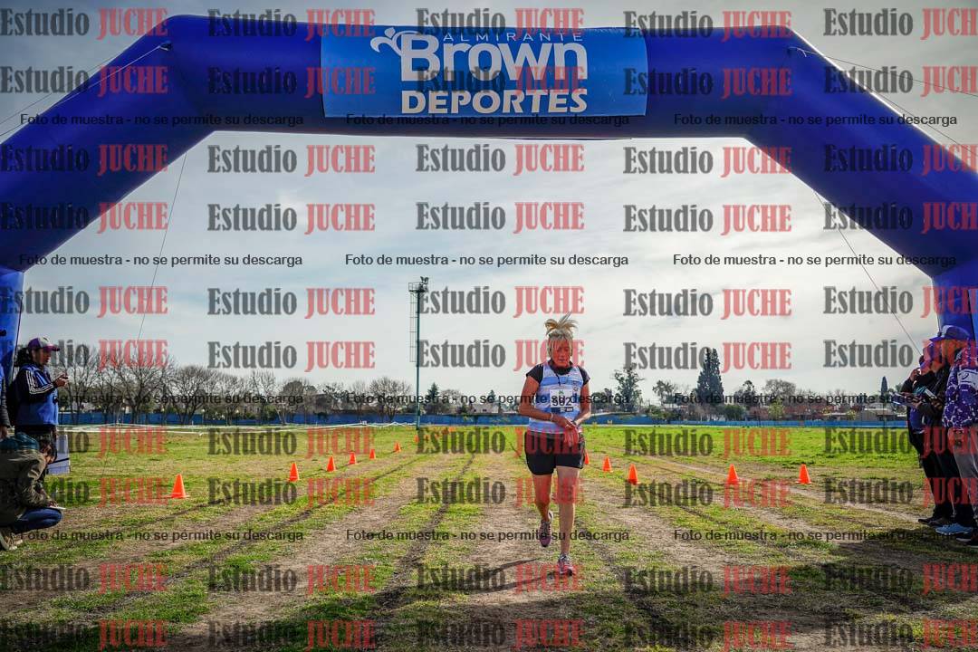 Fotos de la llegada del cross de 1500 m