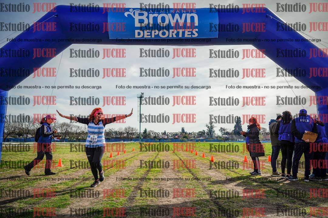Fotos de la llegada del cross de 1500 m