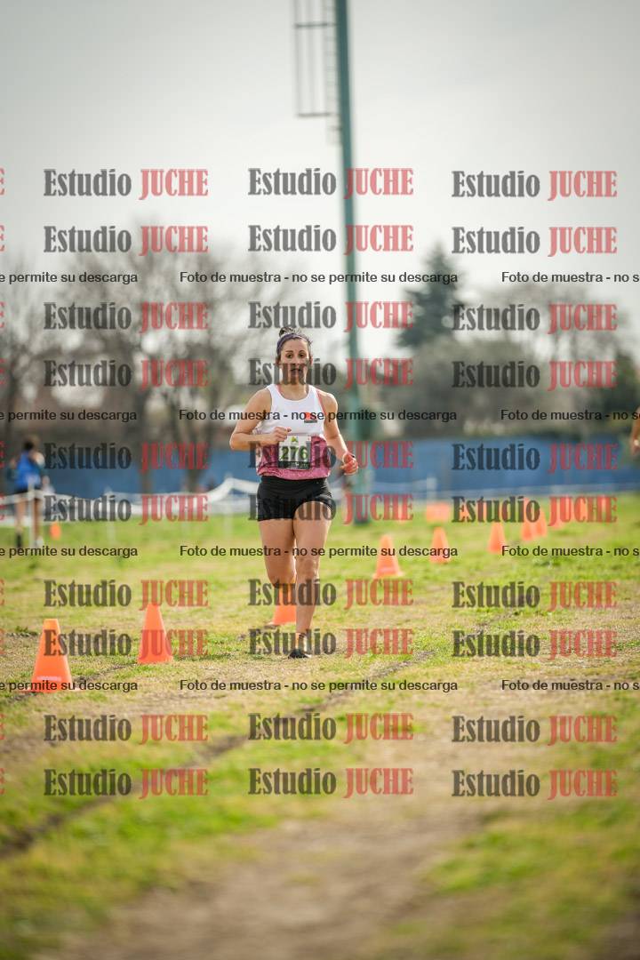 Fotos de la llegada del cross de 4000 m - mujeres
