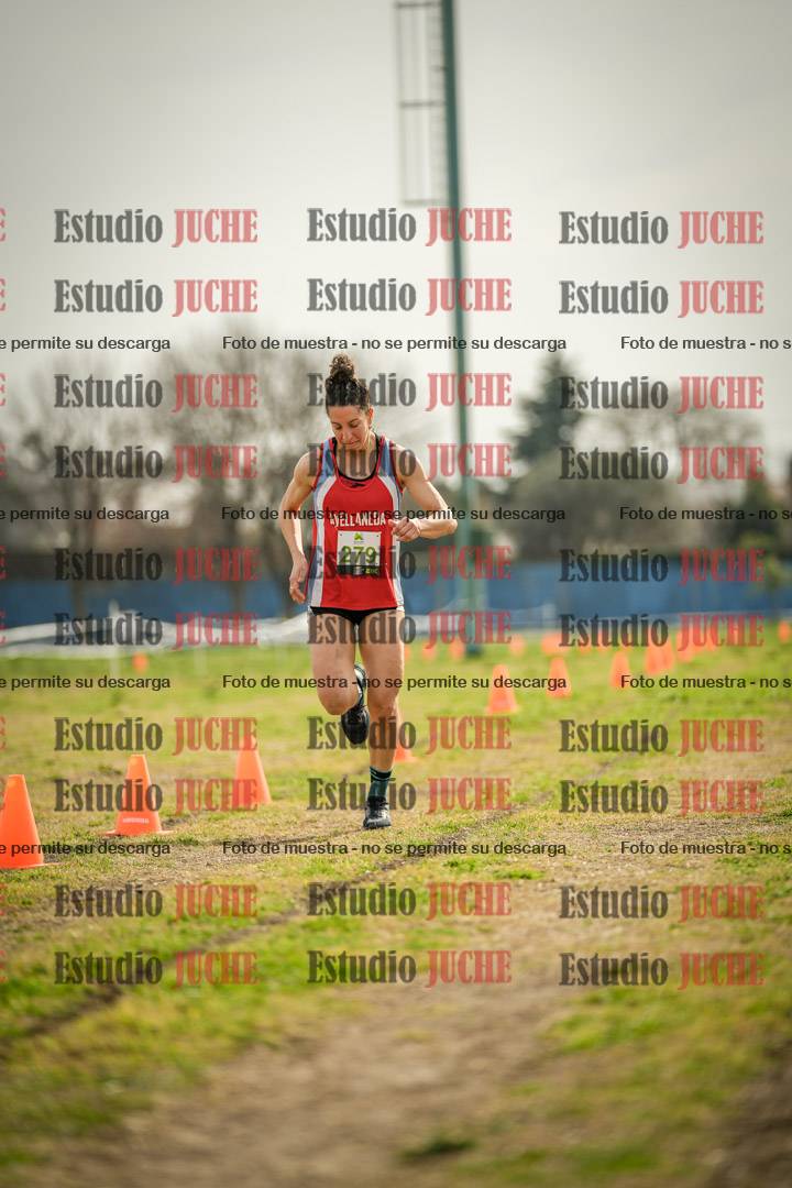 Fotos de la llegada del cross de 4000 m - mujeres