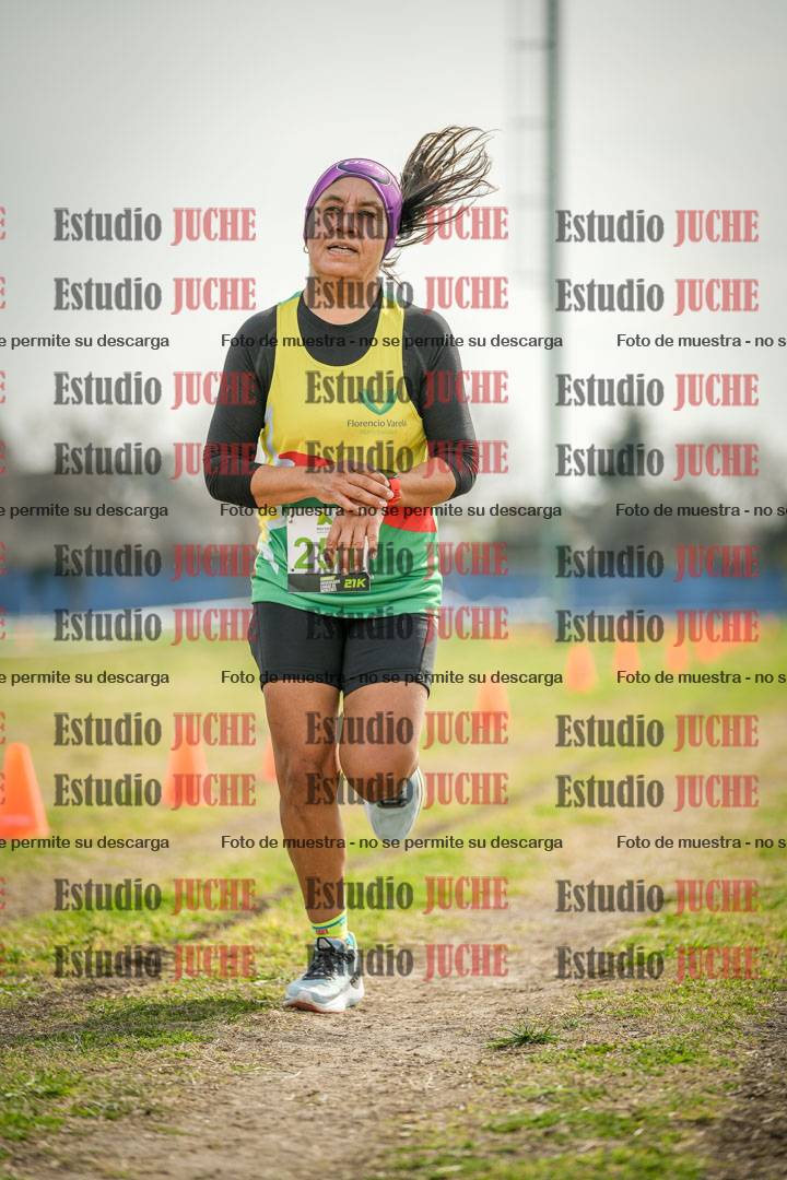 Fotos de la llegada del cross de 4000 m - mujeres
