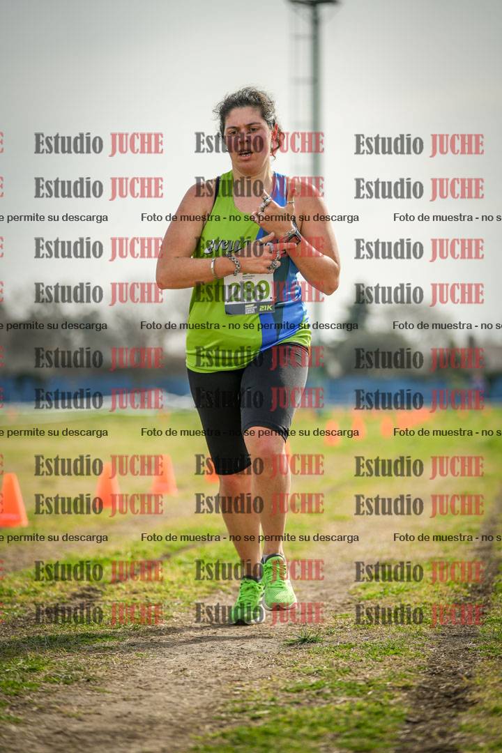 Fotos de la llegada del cross de 4000 m - mujeres