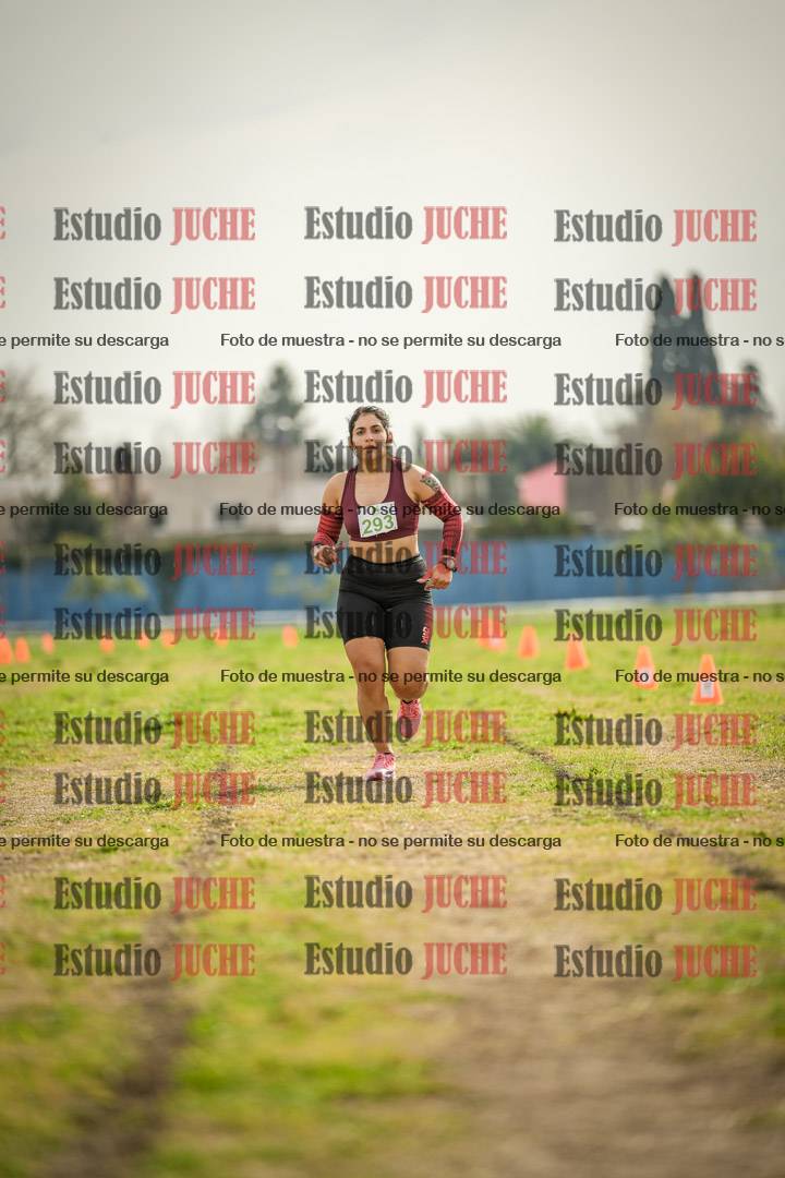 Fotos de la llegada del cross de 4000 m - mujeres