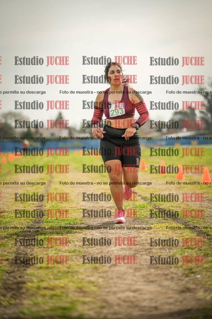 Fotos de la llegada del cross de 4000 m - mujeres