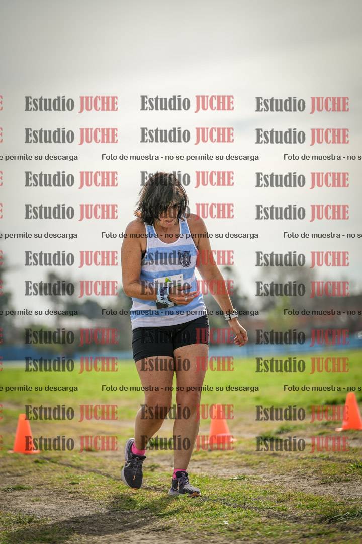 Fotos de la llegada del cross de 4000 m - mujeres