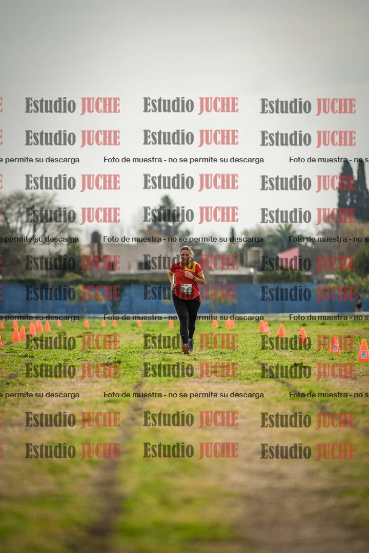 Fotos de la llegada del cross de 4000 m - mujeres