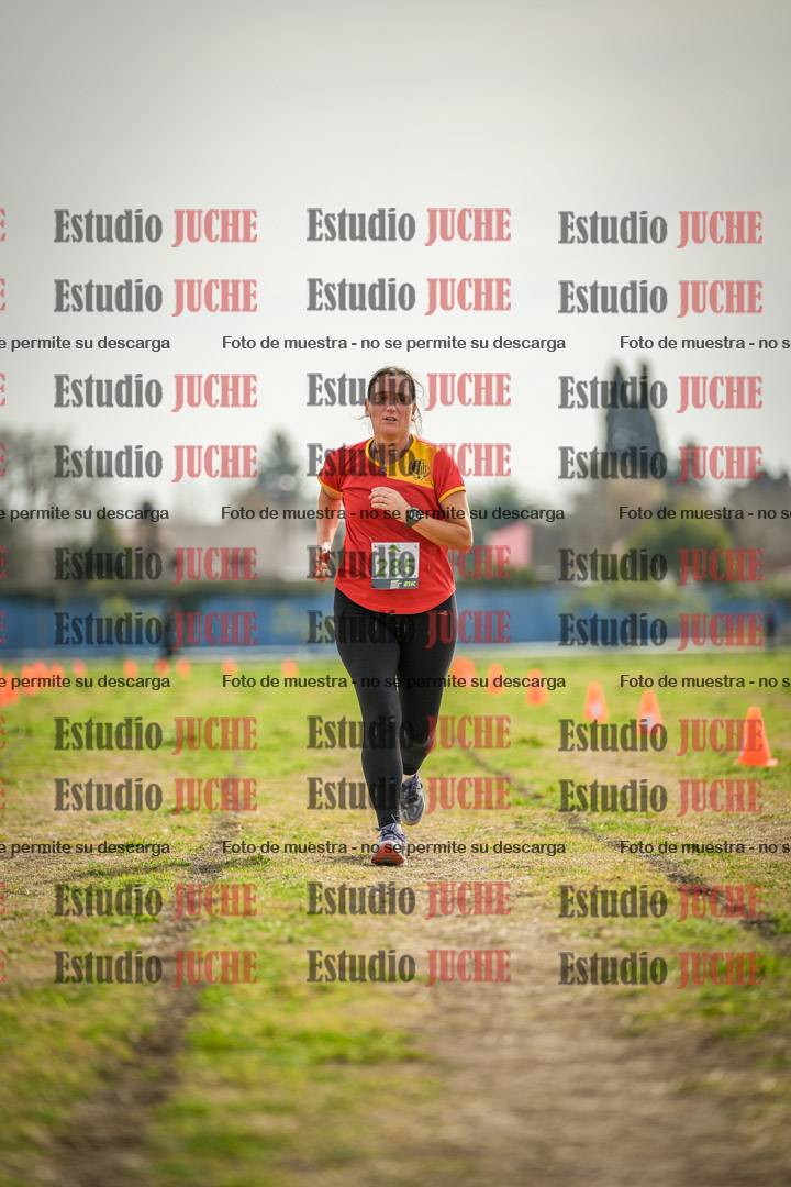 Fotos de la llegada del cross de 4000 m - mujeres