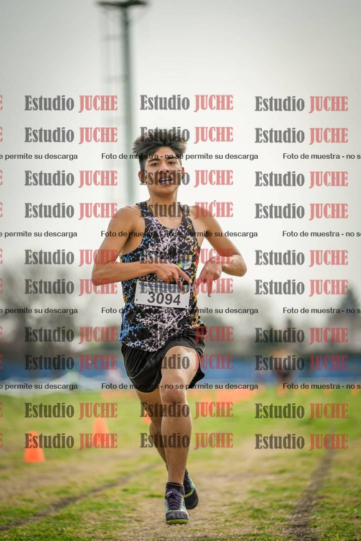 Fotos de la llegada del cross de 2000 m