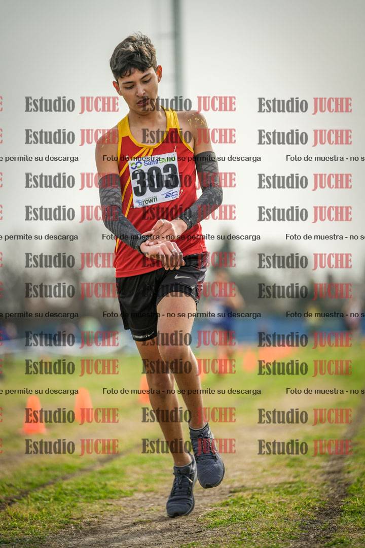 Fotos de la llegada del cross de 2000 m