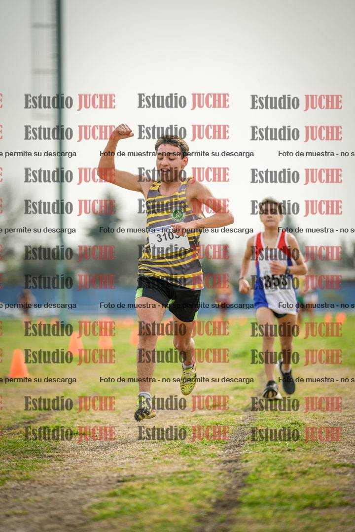Fotos de la llegada del cross de 2000 m
