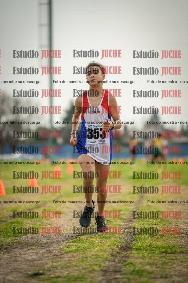 Fotos de la llegada del cross de 2000 m