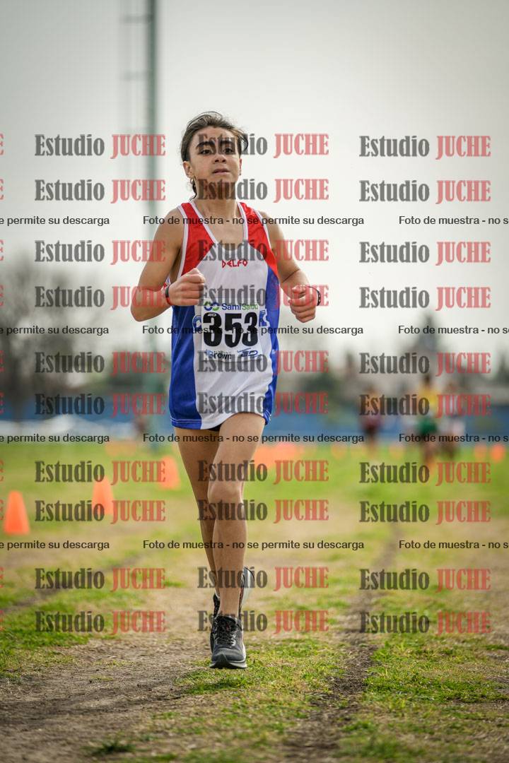 Fotos de la llegada del cross de 2000 m