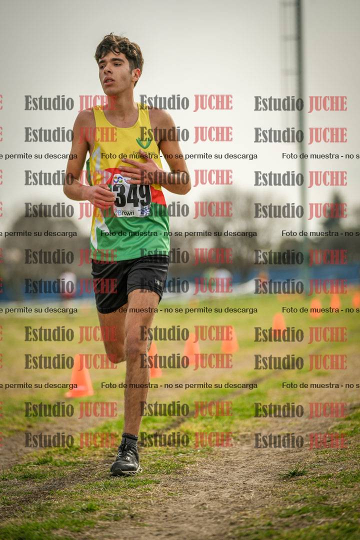 Fotos de la llegada del cross de 2000 m