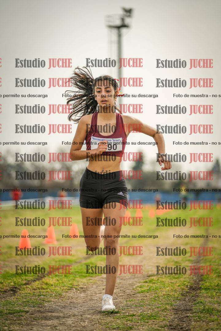Fotos de la llegada del cross de 2000 m