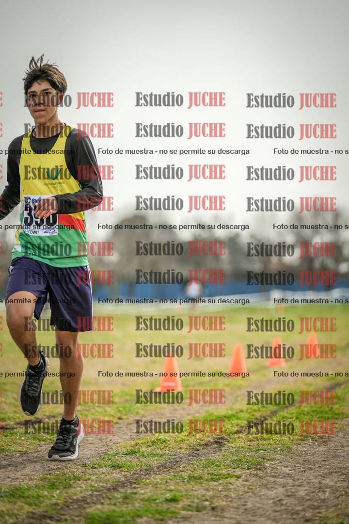 Fotos de la llegada del cross de 2000 m
