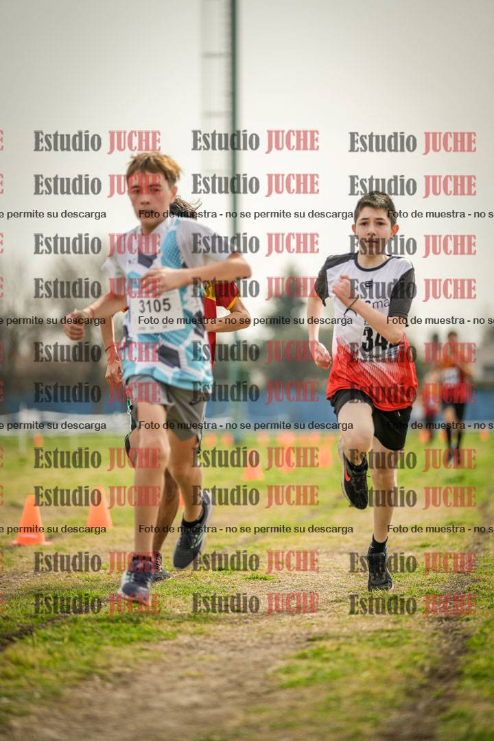 Fotos de la llegada del cross de 2000 m