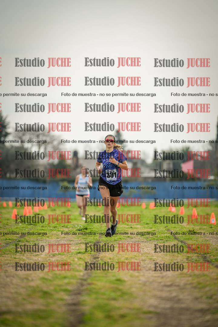 Fotos de la llegada del cross de 2000 m