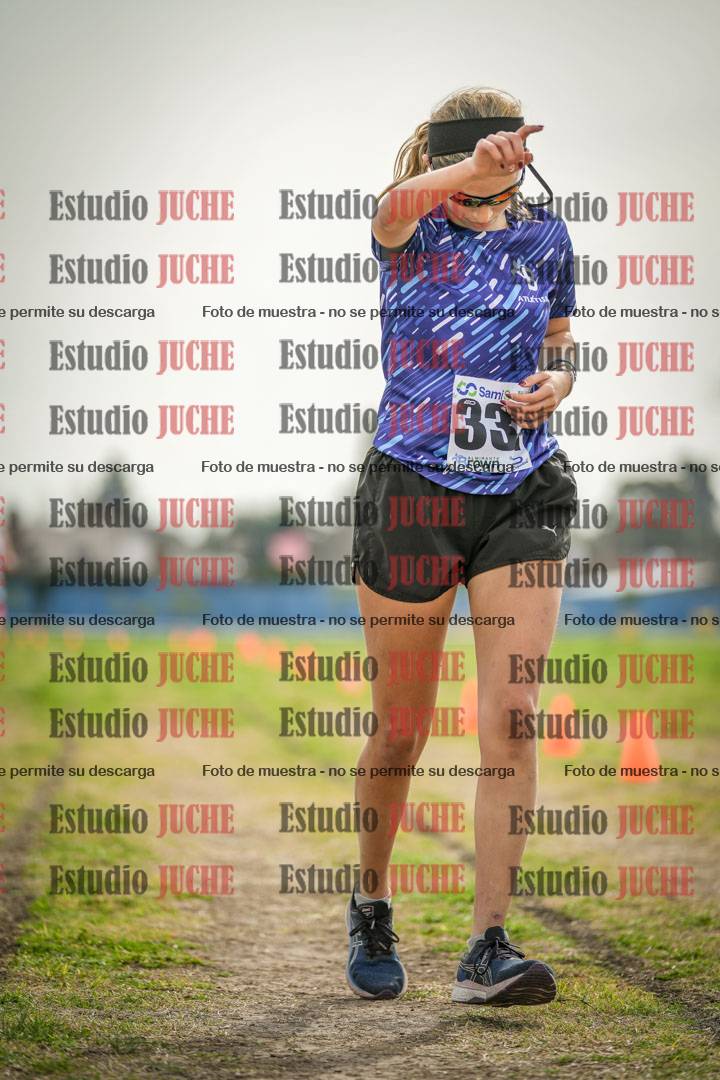 Fotos de la llegada del cross de 2000 m