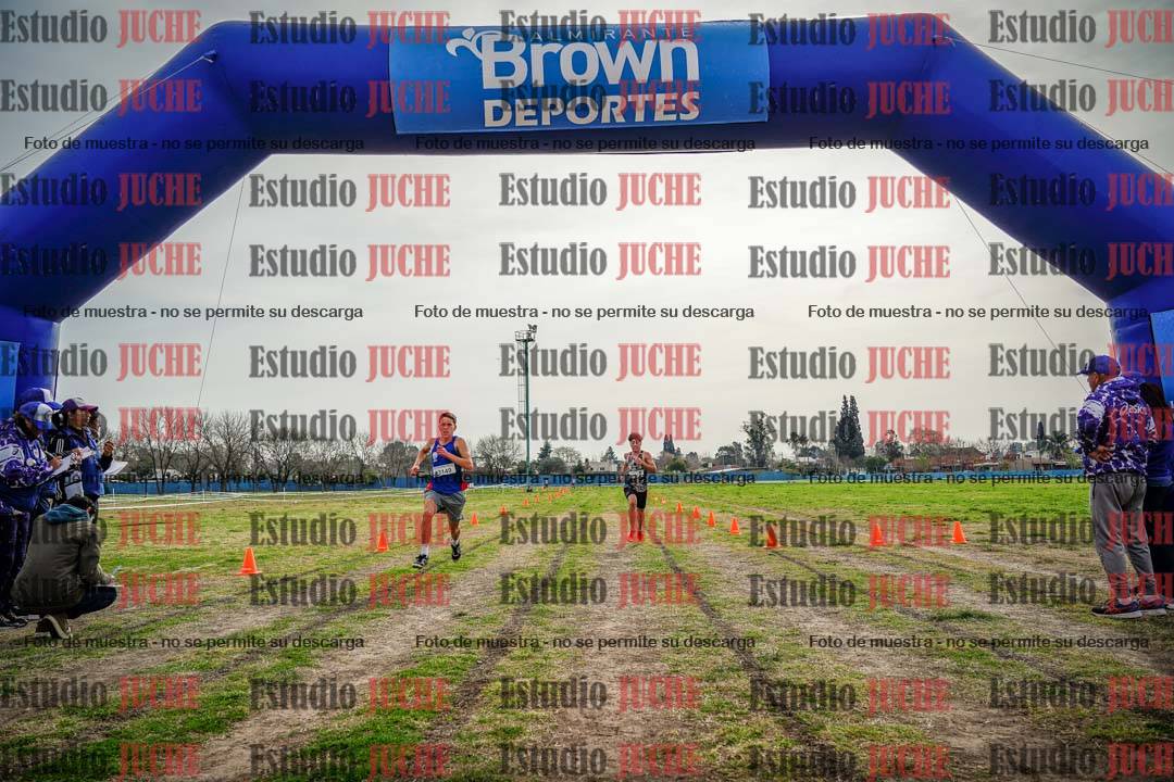 Fotos de la llegada del cross de 3000 m