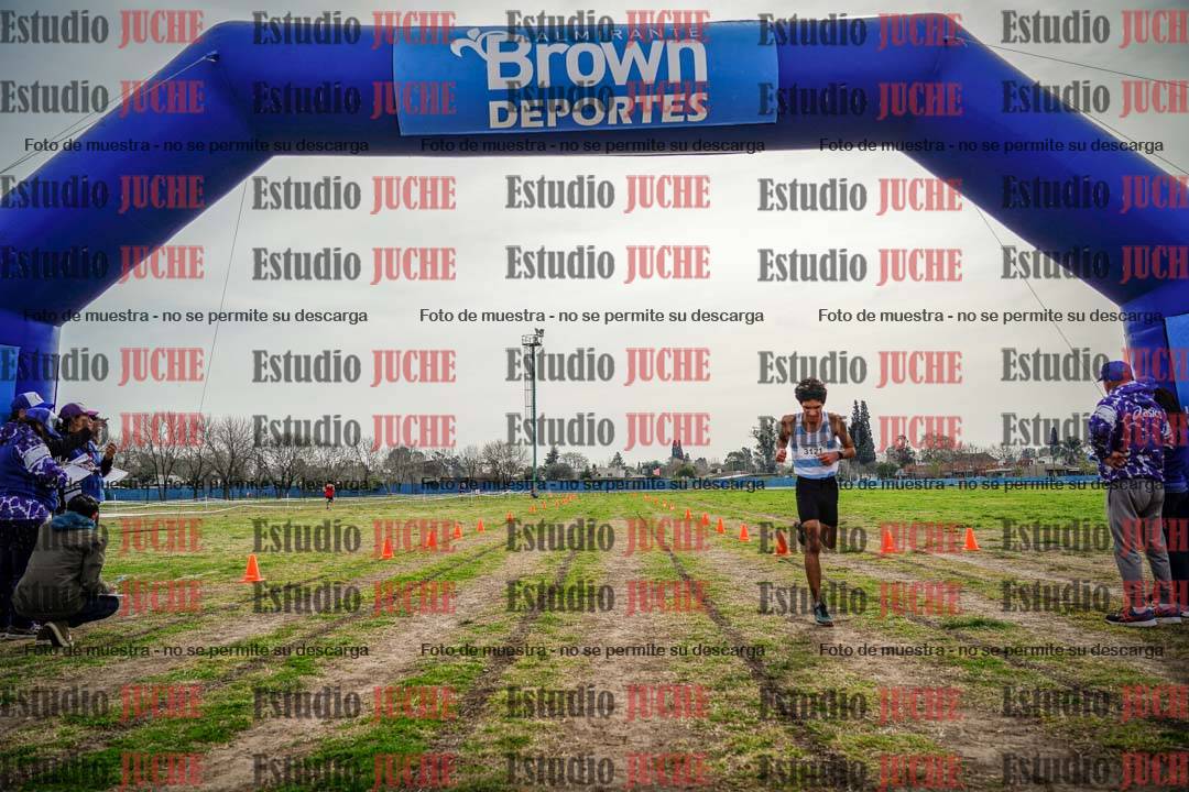 Fotos de la llegada del cross de 3000 m