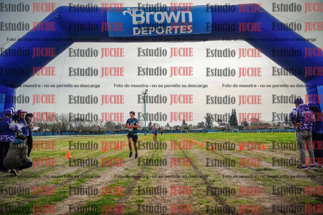 Fotos de la llegada del cross de 3000 m