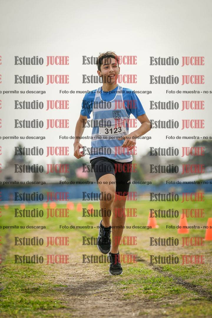 Fotos de la llegada del cross de 3000 m