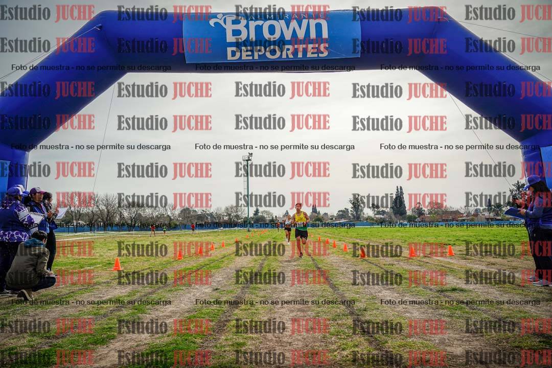 Fotos de la llegada del cross de 3000 m