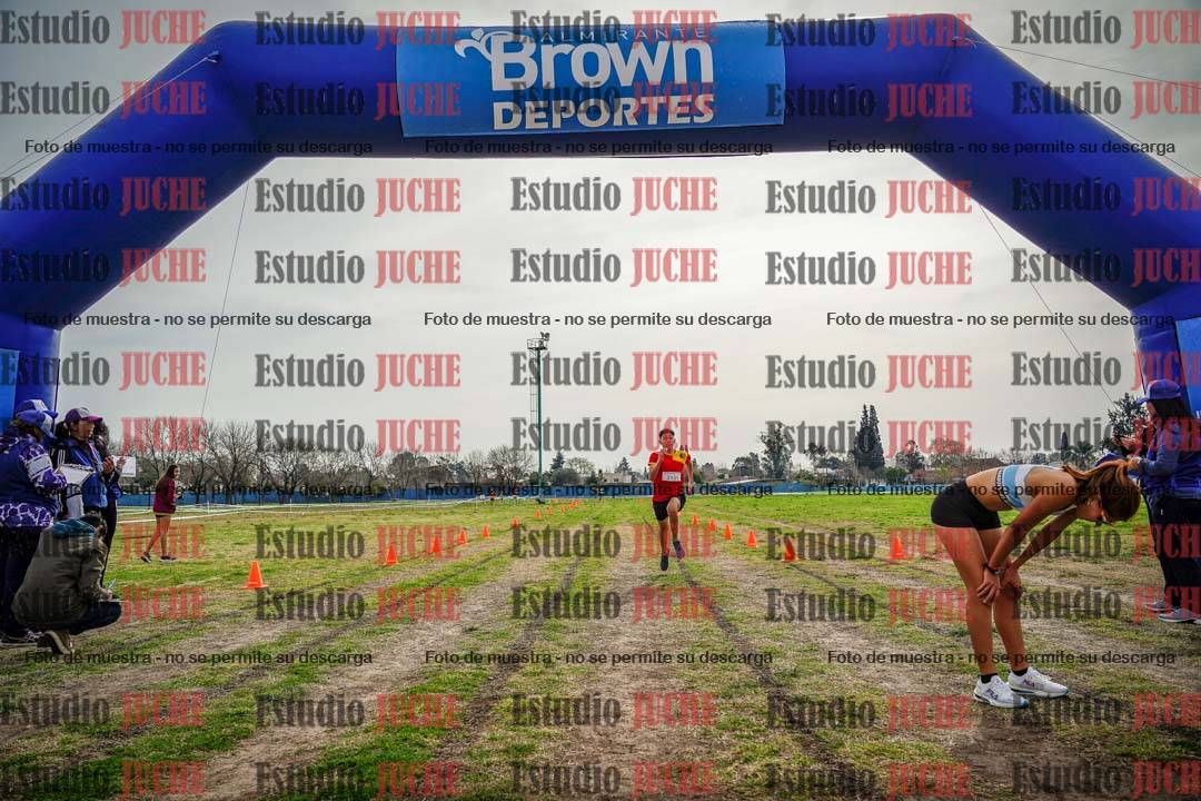 Fotos de la llegada del cross de 3000 m