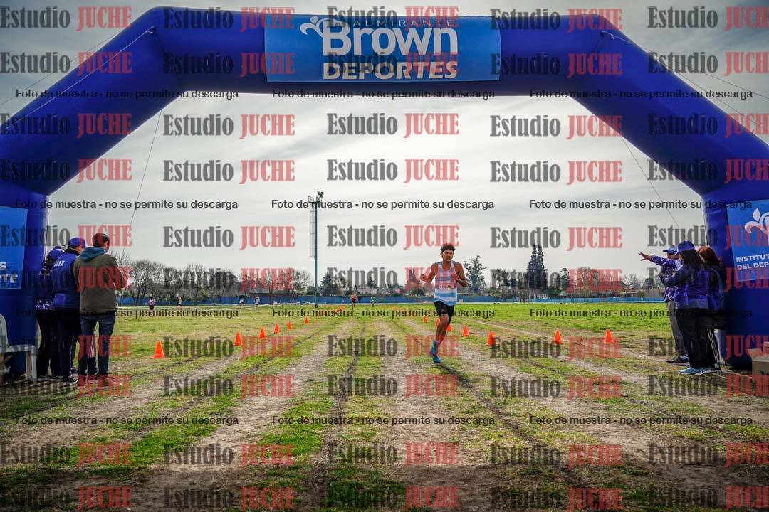 Fotos de la llegada del cross de 6000 m