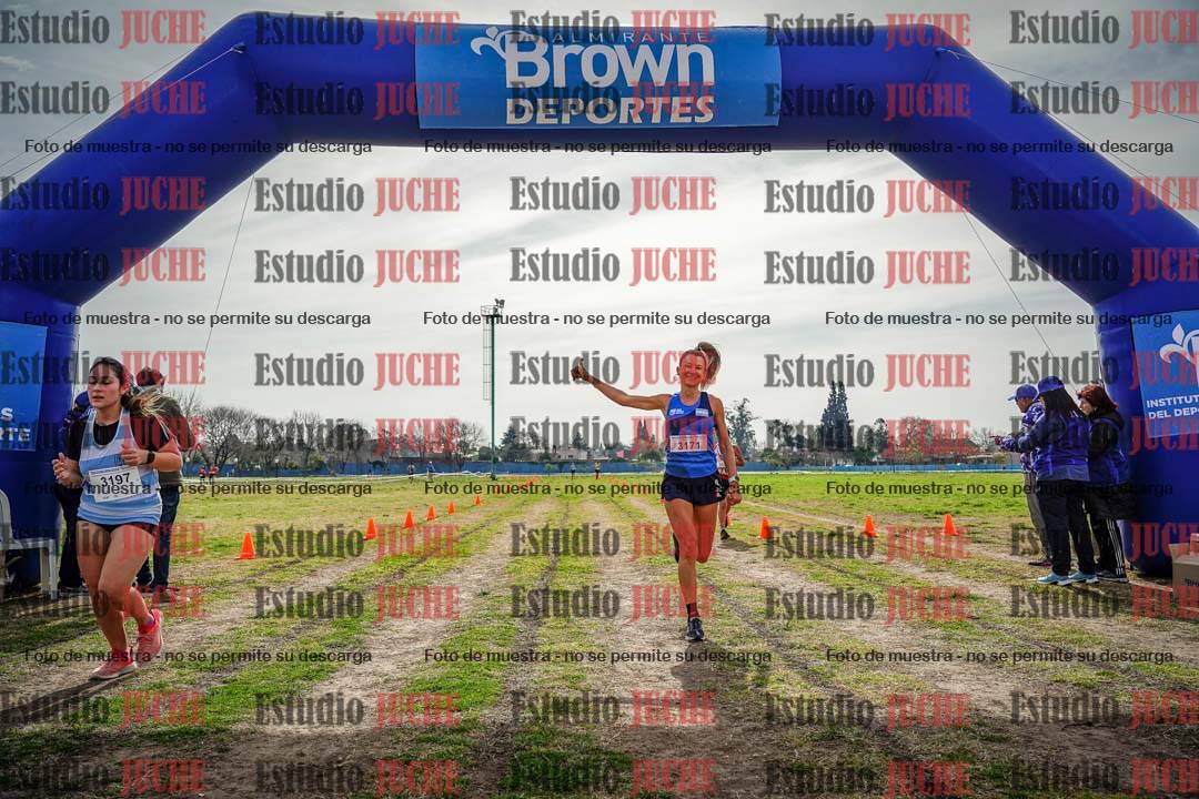 Fotos de la llegada del cross de 6000 m