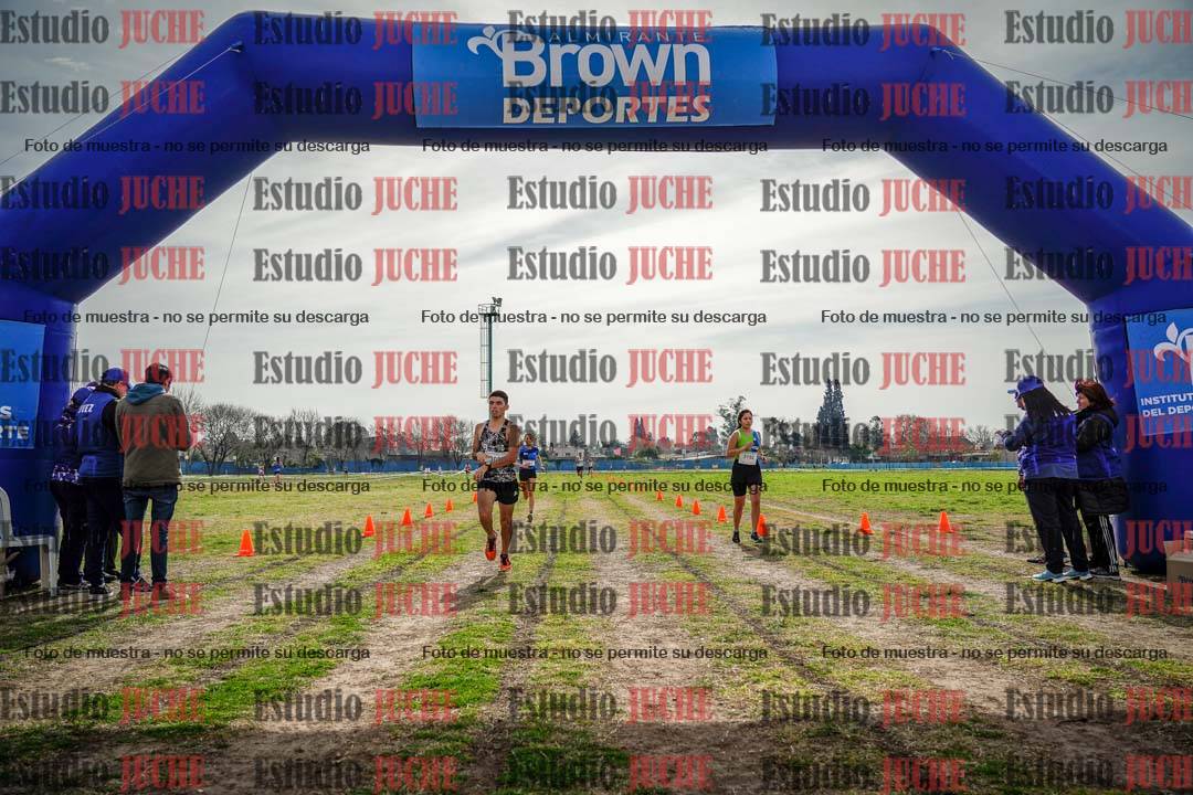 Fotos de la llegada del cross de 6000 m