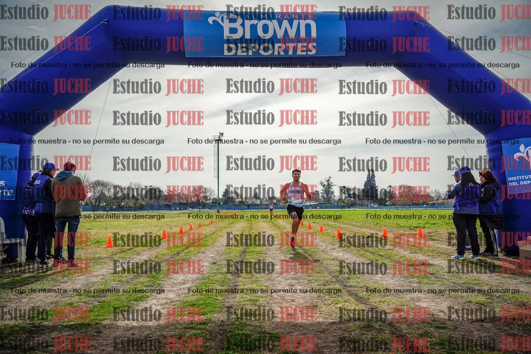 Fotos de la llegada del cross de 6000 m