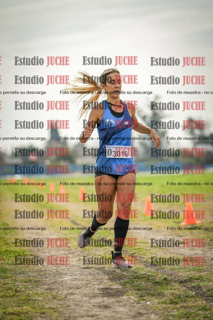 Fotos de la llegada del cross de 6000 m