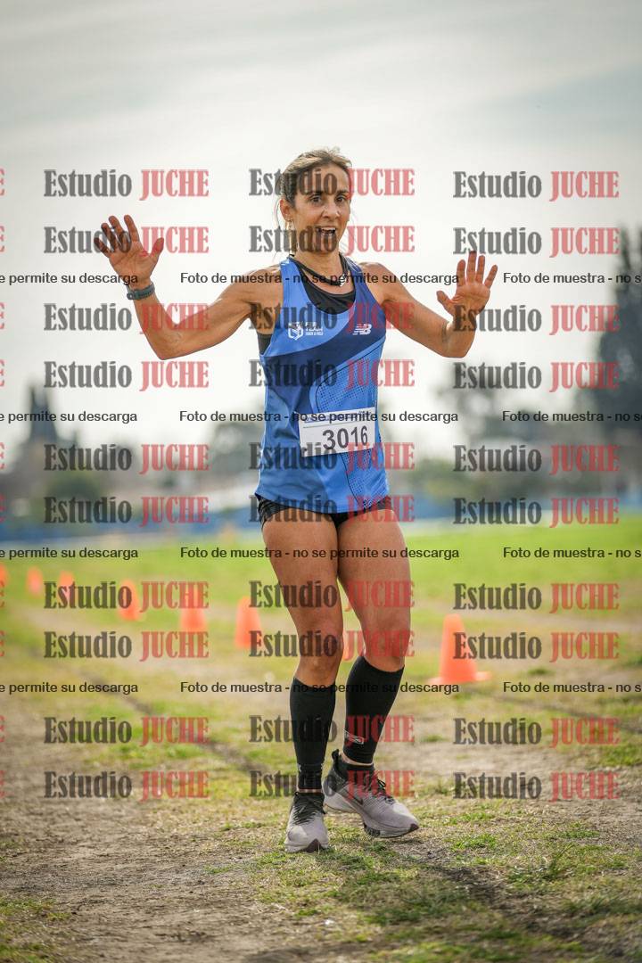 Fotos de la llegada del cross de 6000 m