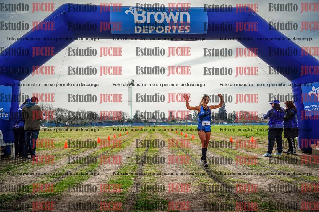 Fotos de la llegada del cross de 6000 m