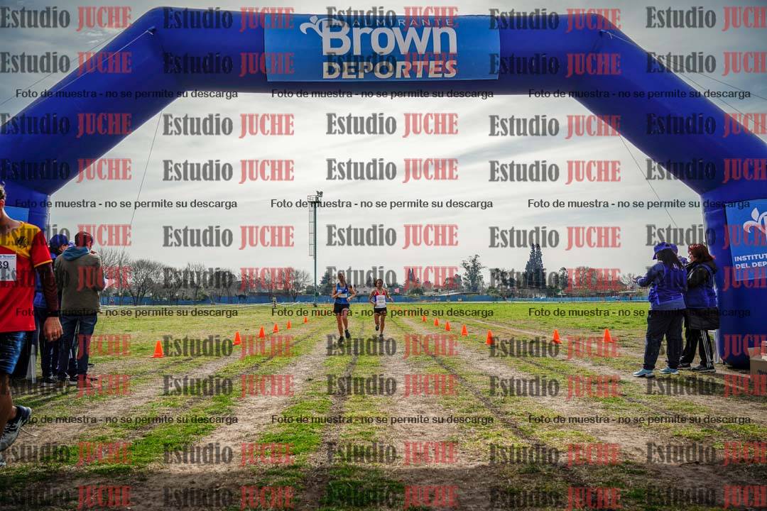 Fotos de la llegada del cross de 6000 m